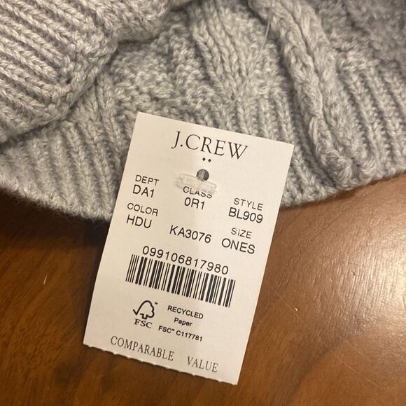 J. Crew Factory Cable Pom-pom Beanie Hat Heather Gray Cream Dusk Acrylic NWT - Picture 3 of 8